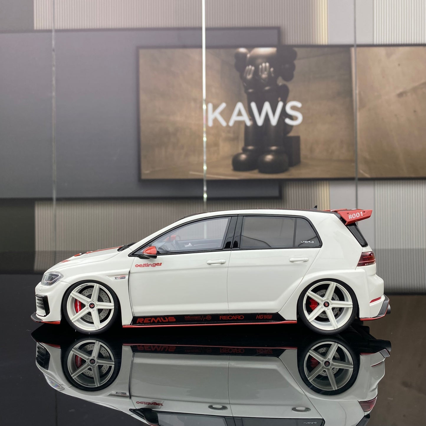 OTTO 1/18 Volkswagen GOLF VII GTI OETTINGER PURE white car model