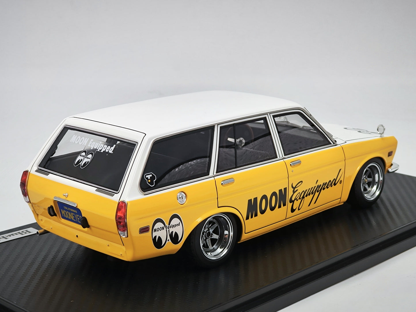 IG 1/18 Nissan Datsun 510 resin car model ornaments