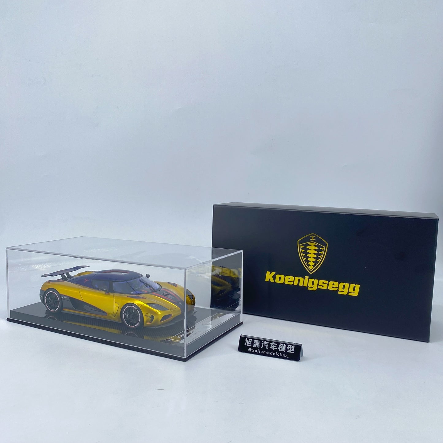 Frontiart 1/18 Koenigsegg Agera R Limited Edition Simulation Car Model Ornaments