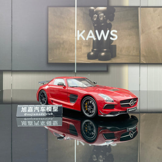 MINICHAMPS 1/18 Mercedes-Benz AMG SLS Black Series Red Alloy Fully Open Simulation Car Model Ornament Collection