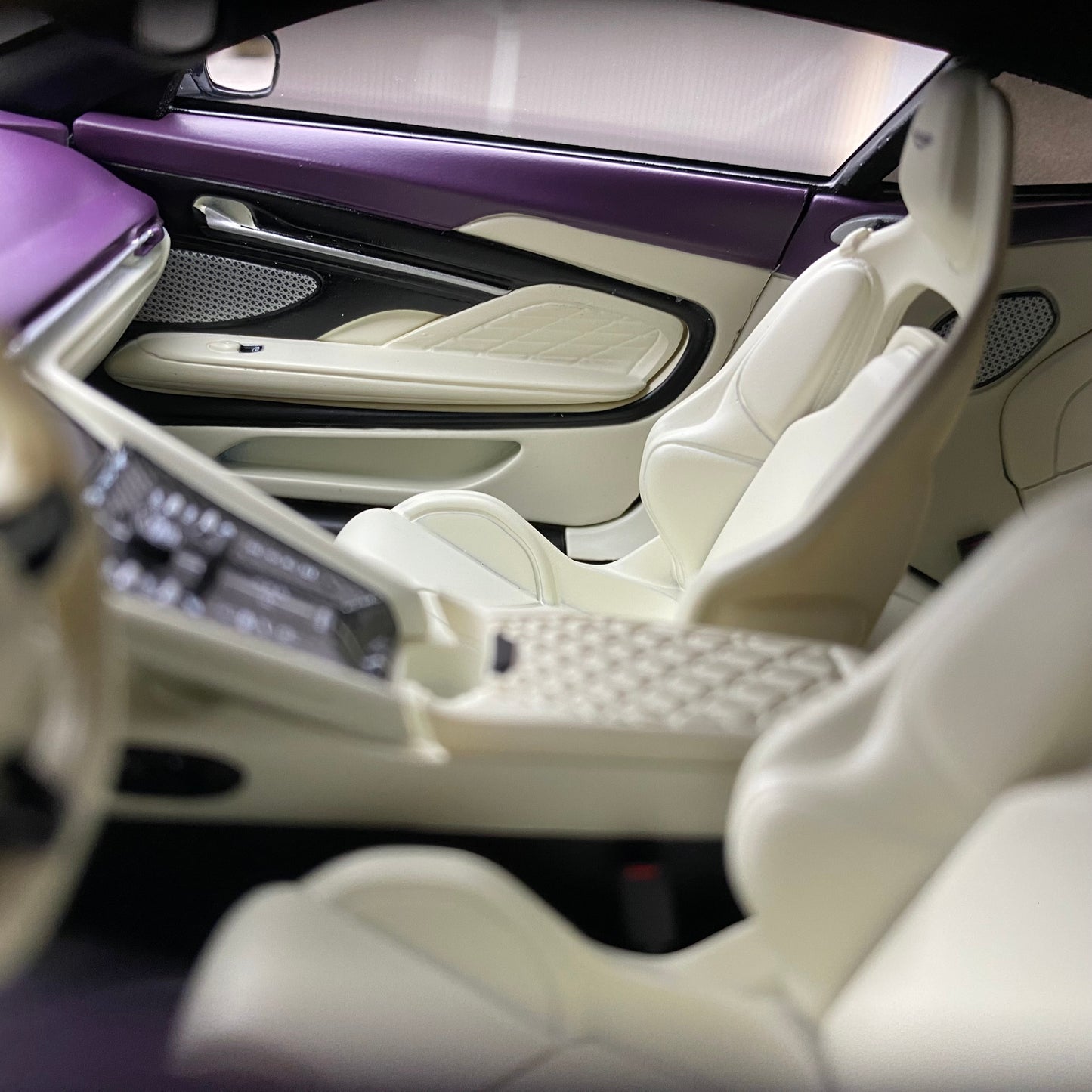 Aston Martin DB12 Coupé edición limitada, modelo de coche, regalo, MH 1/18