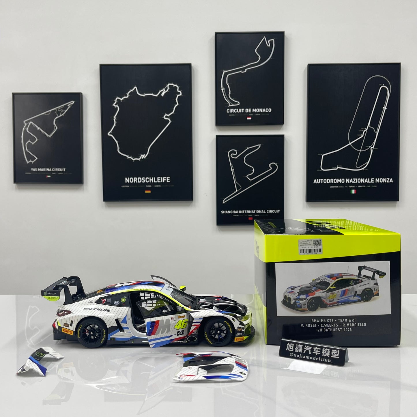 MINICHAMPS 1/18 BMW M4 GT3 TEAM WRT 12H BATHURST 2025 White Paint 110252046