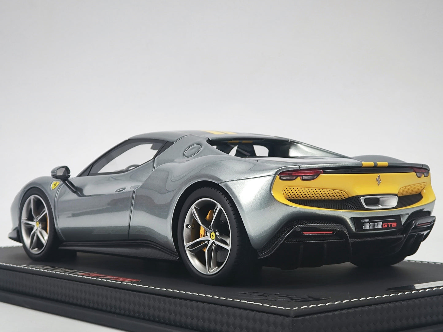 BBR 1/18 Ferrari 296 Limited Edition Car Model Ornaments