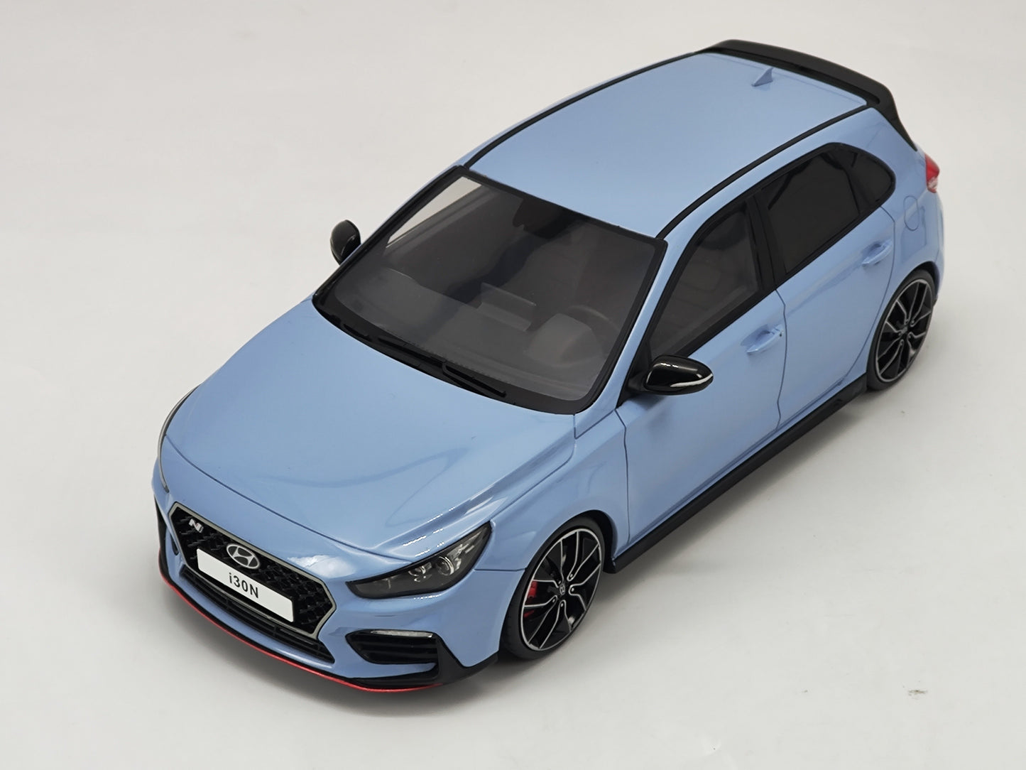 OTTO 1/18 Hyundai i30 N Blue Resin Model Car