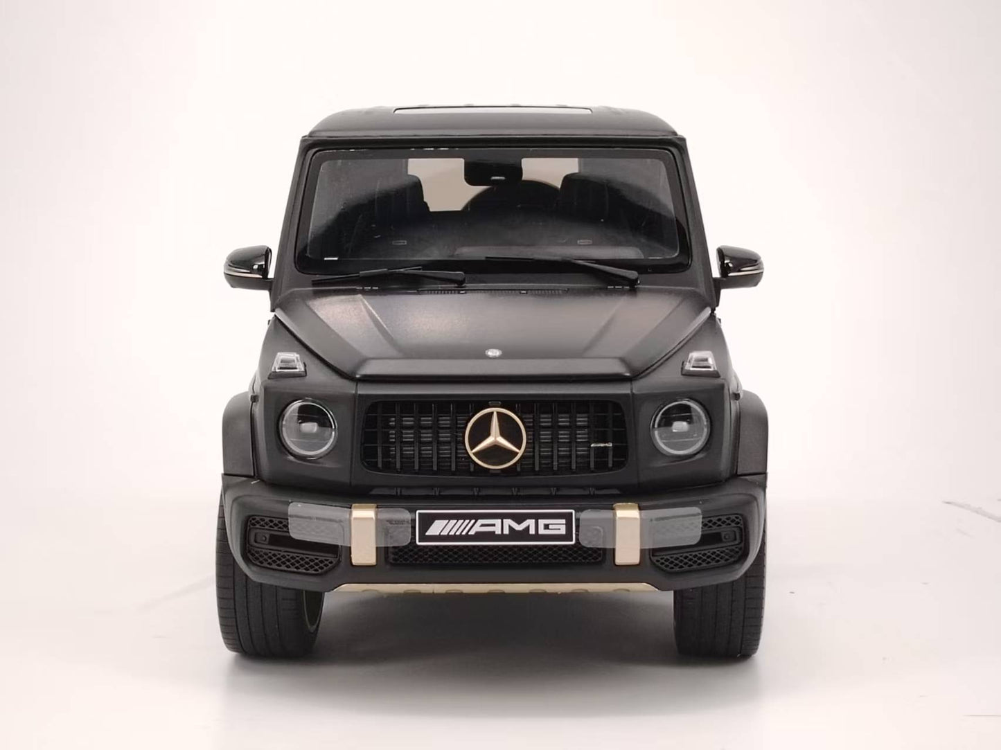Almost Real 1/18 Mercedes-Benz AMG G63 Grand Edition Jiachen Collection Version, Black, Alloy Car Model 820805