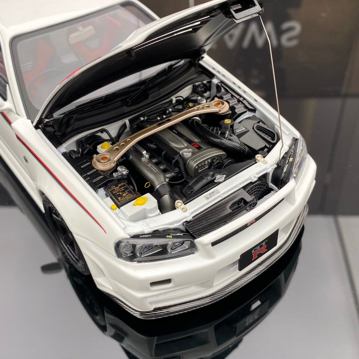 MOTORHELIX 1/18 NISMO SKYLINE GT-R (R34) NISMO CUSTOMIZED alloy full-open simulation car model