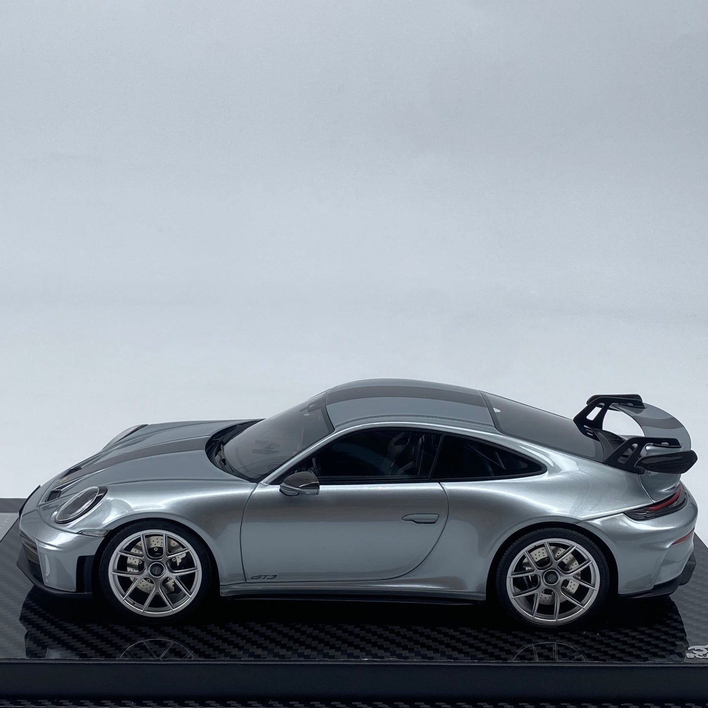 VIP 1/18 Porsche 992.2 GT3 limited edition car model ornaments