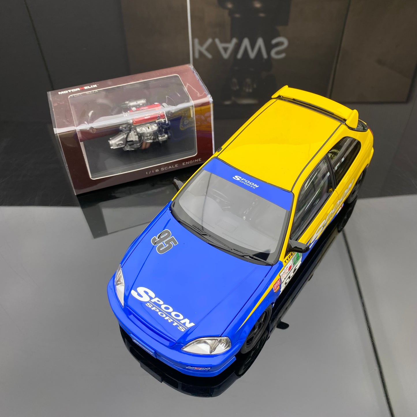 MOTORHELIX MH 1/18 Honda Civic Type R(EK9) alloy full-open simulation model