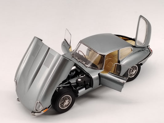 Kyosho 1/18 Jaguar E TYPE alloy simulation model car birthday gift ornaments