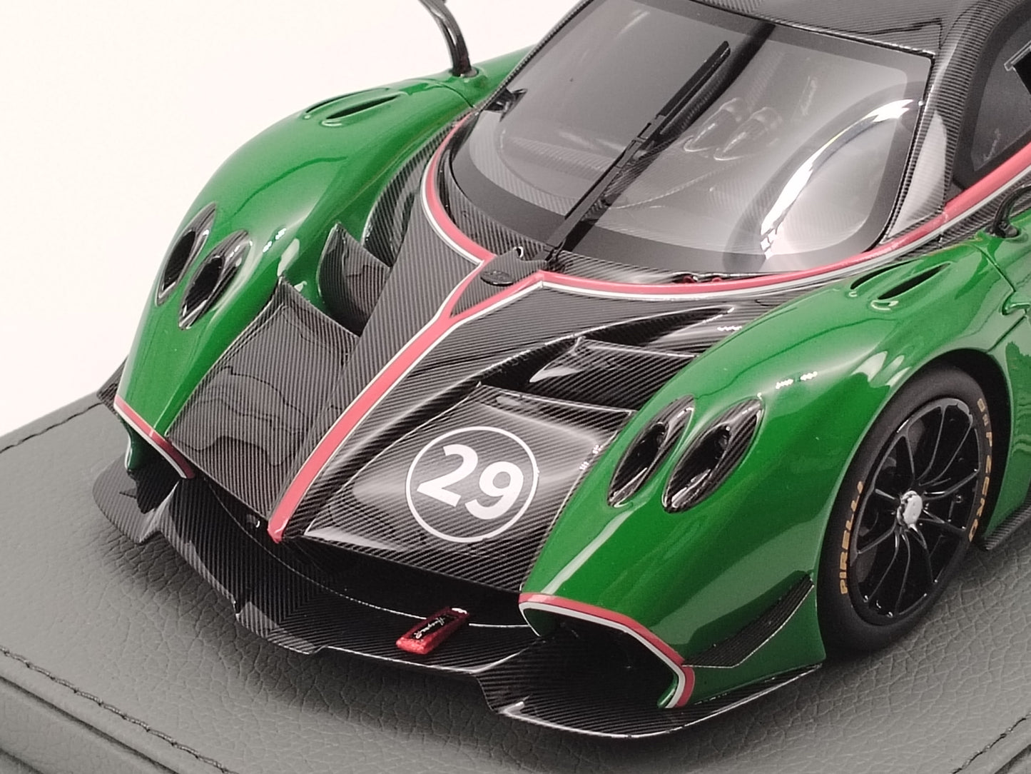 BBR 1/18 Pagani Huayra R Green Simulation Car Model