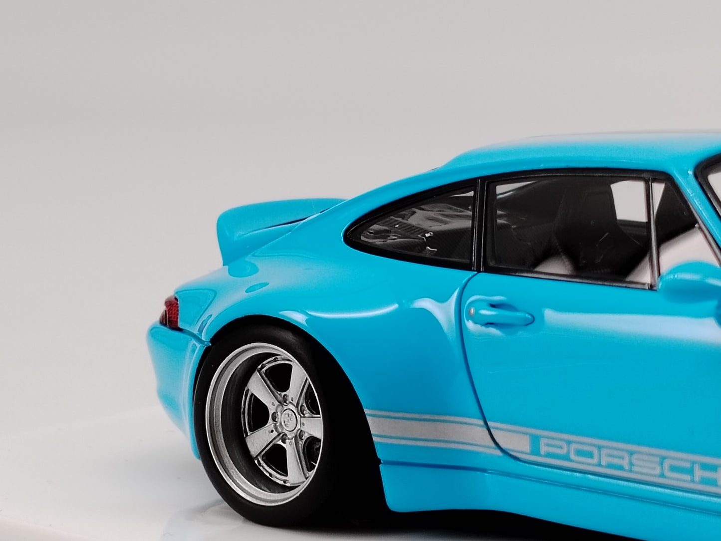 SCM 1/43 Porsche Gunther Werks Limited Edition Simulation Car Model Ornaments