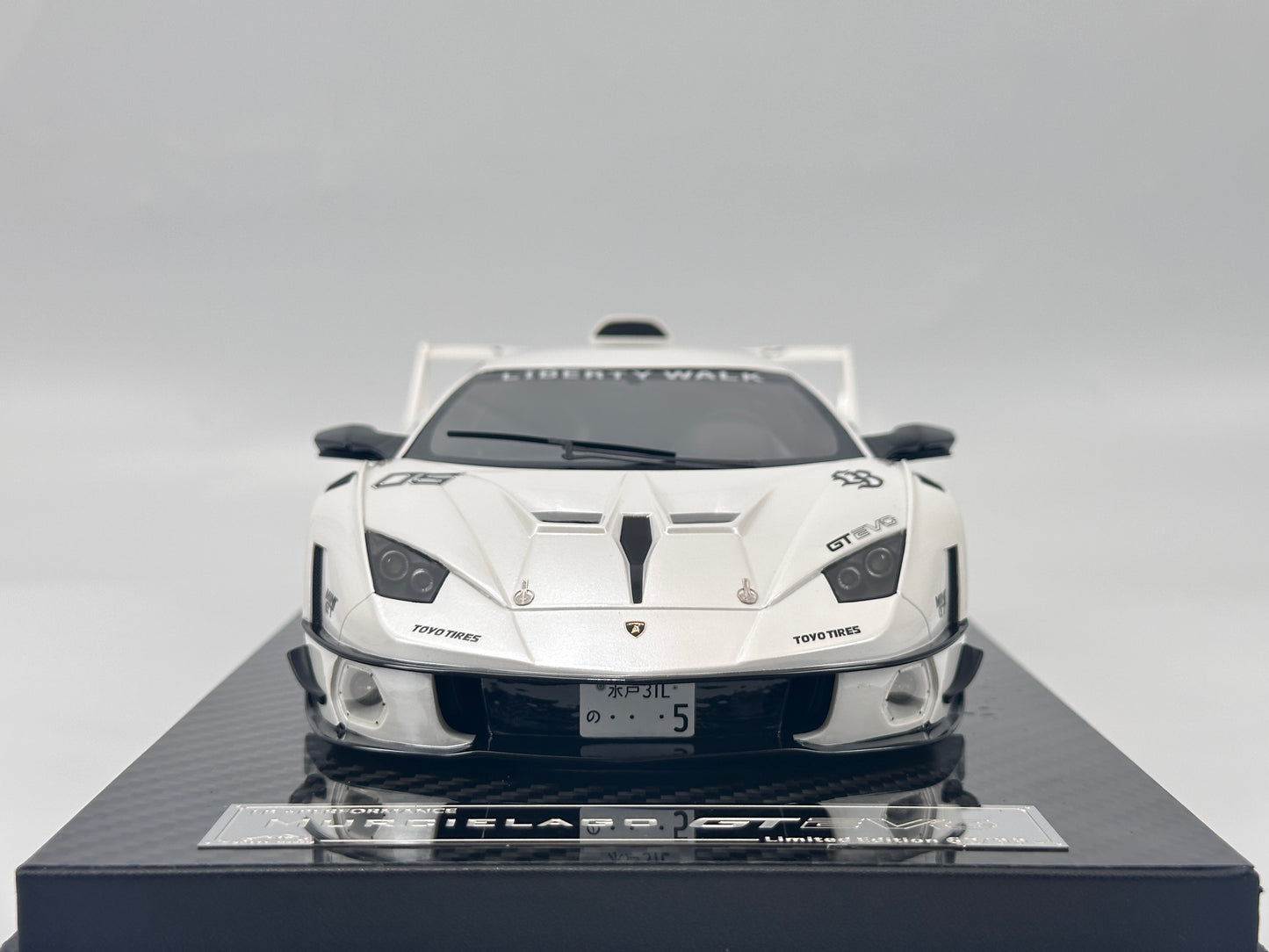 VIP 1/18 Lamborghini Murcielago GT EVO Pearl White Resin Model VIP171