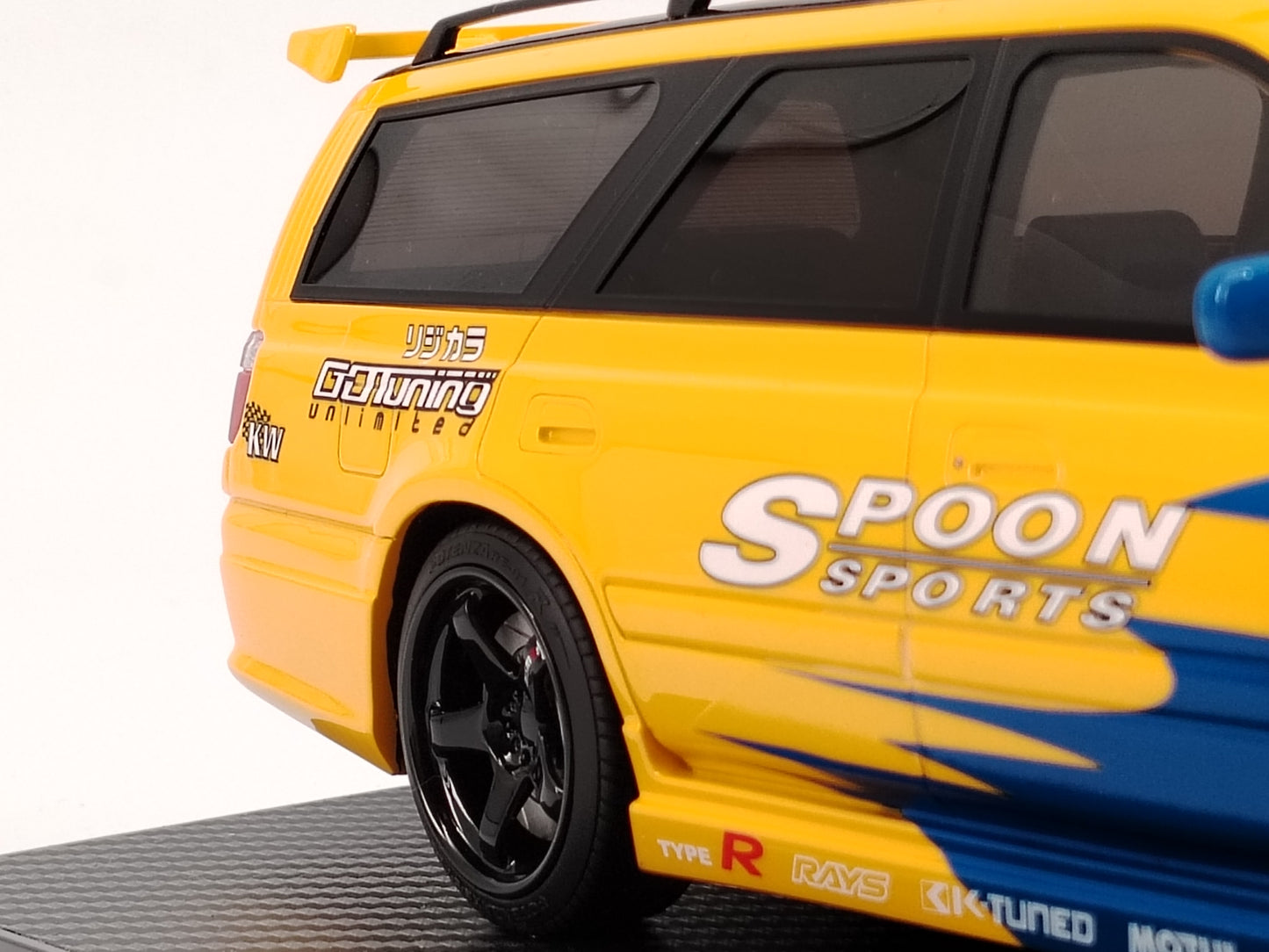 IVY 1/18 Nissan STAGEA R34 Touring Yellow SPOON Simulation Car Model