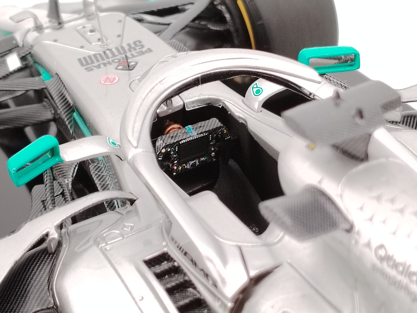 Amalgam 1/18 Mercedes-AMG F1 W10 EQ POWER+2019 Hamilton Black and Gray Limited Edition Car Model M6042-324