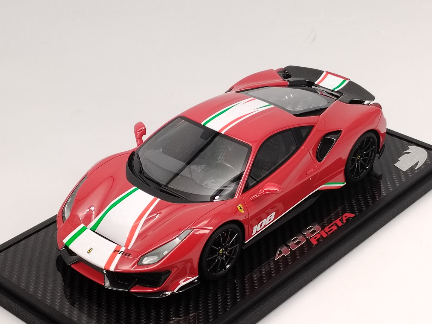 BBR 1/18 Ferrari 488 PISTA PILOTI #108 Red Model Car