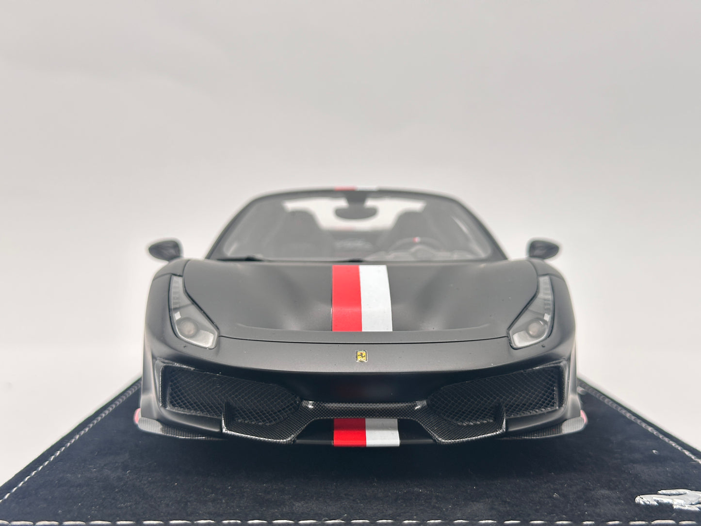 BBR 1/18 Ferrari 488 Pista Spider Red and White Decals, Matte Black Resin High-end Model