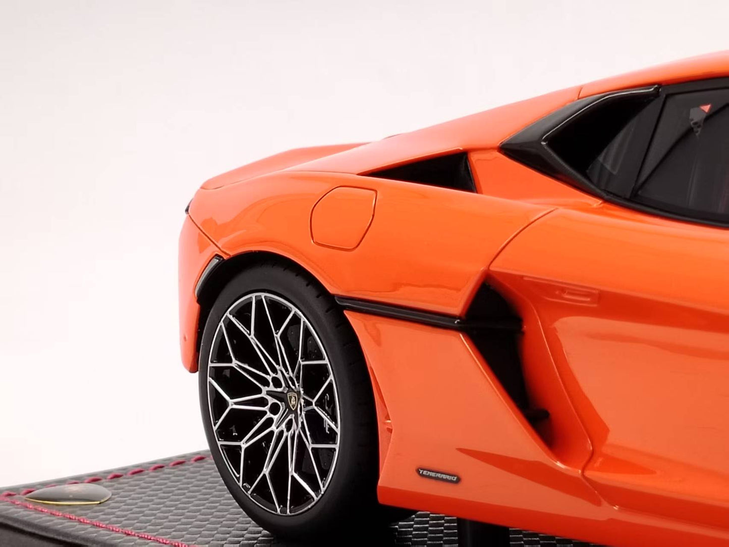 MR 1/18 Lamborghini New Calf Temerario Swift Orange Limited Model LAMBO062C