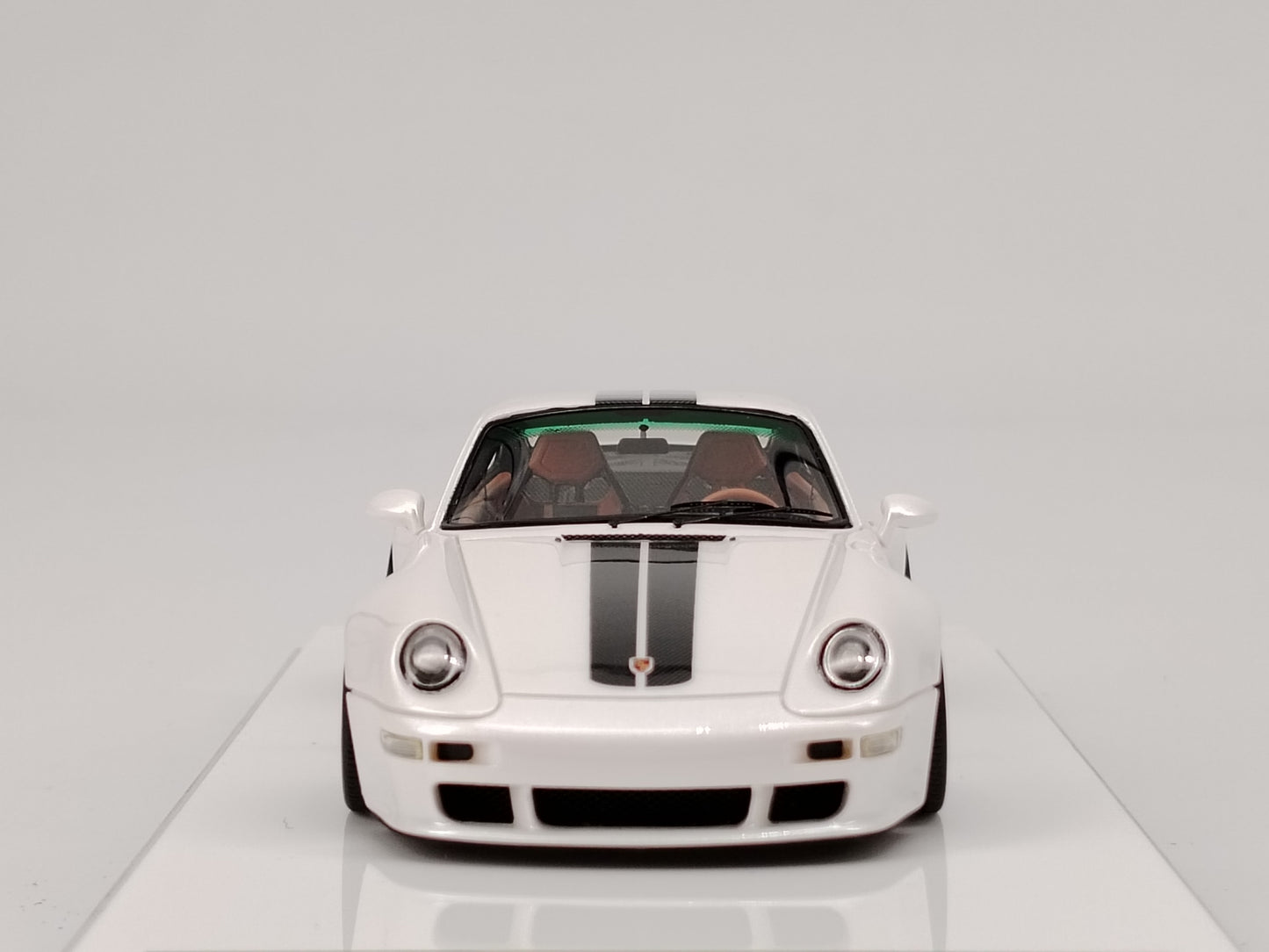 SCM 1/43 Porsche Gunther Werks Limited Edition Simulation Car Model Ornaments