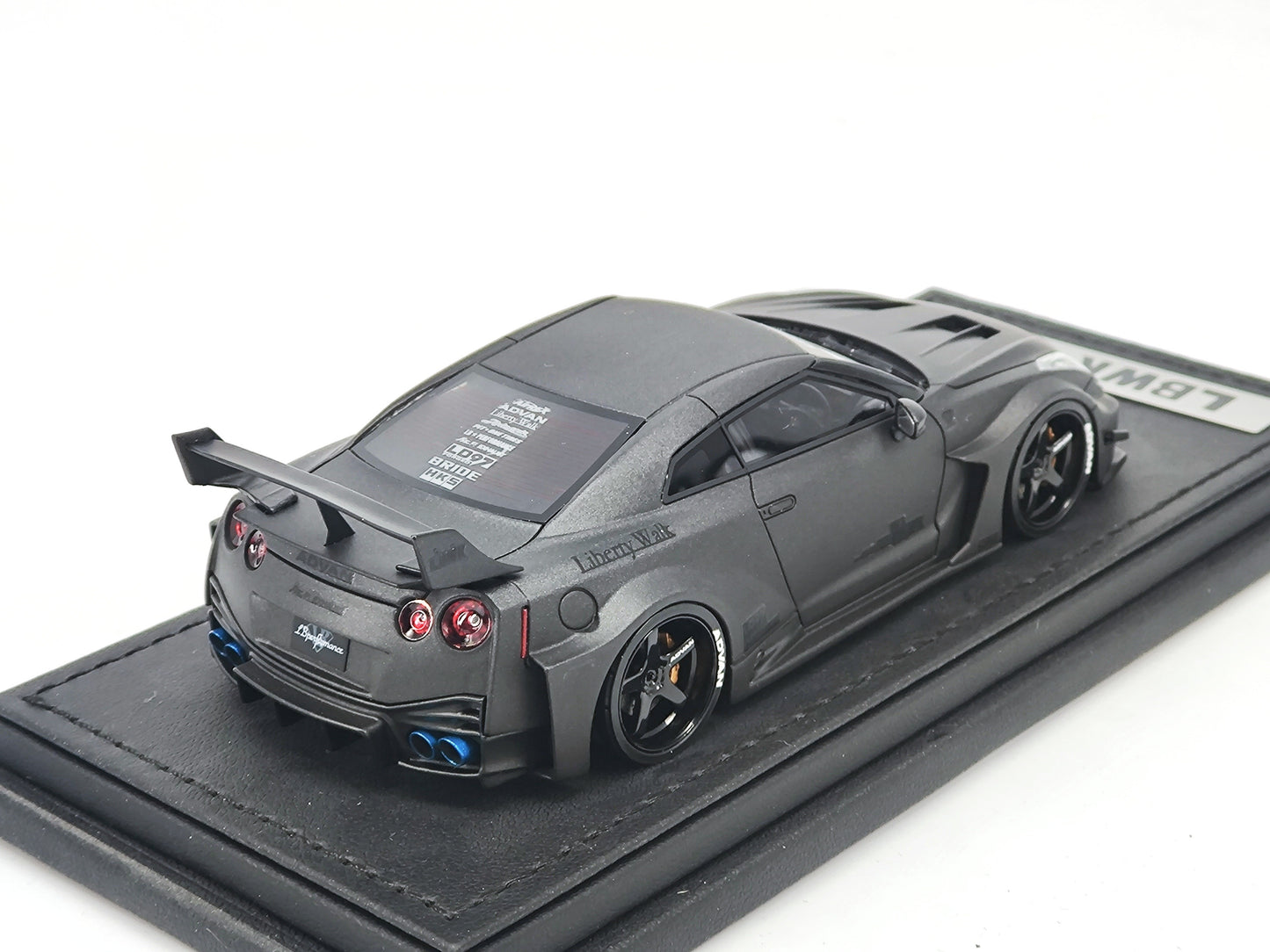 IG 1/43 Nissan GTR R35 LBWK wide body black warrior simulation car model ornaments