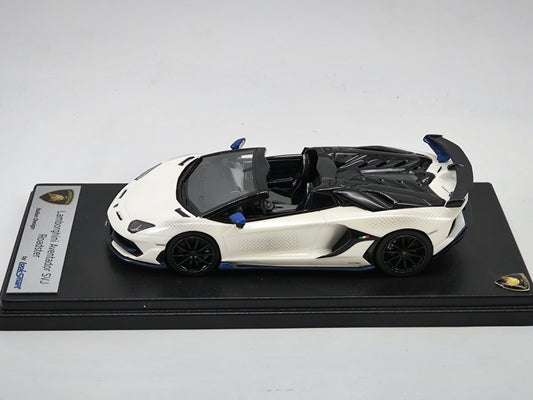 Looksmart 1/43 Lamborghini SVJ Convertible Simulated Car Model
