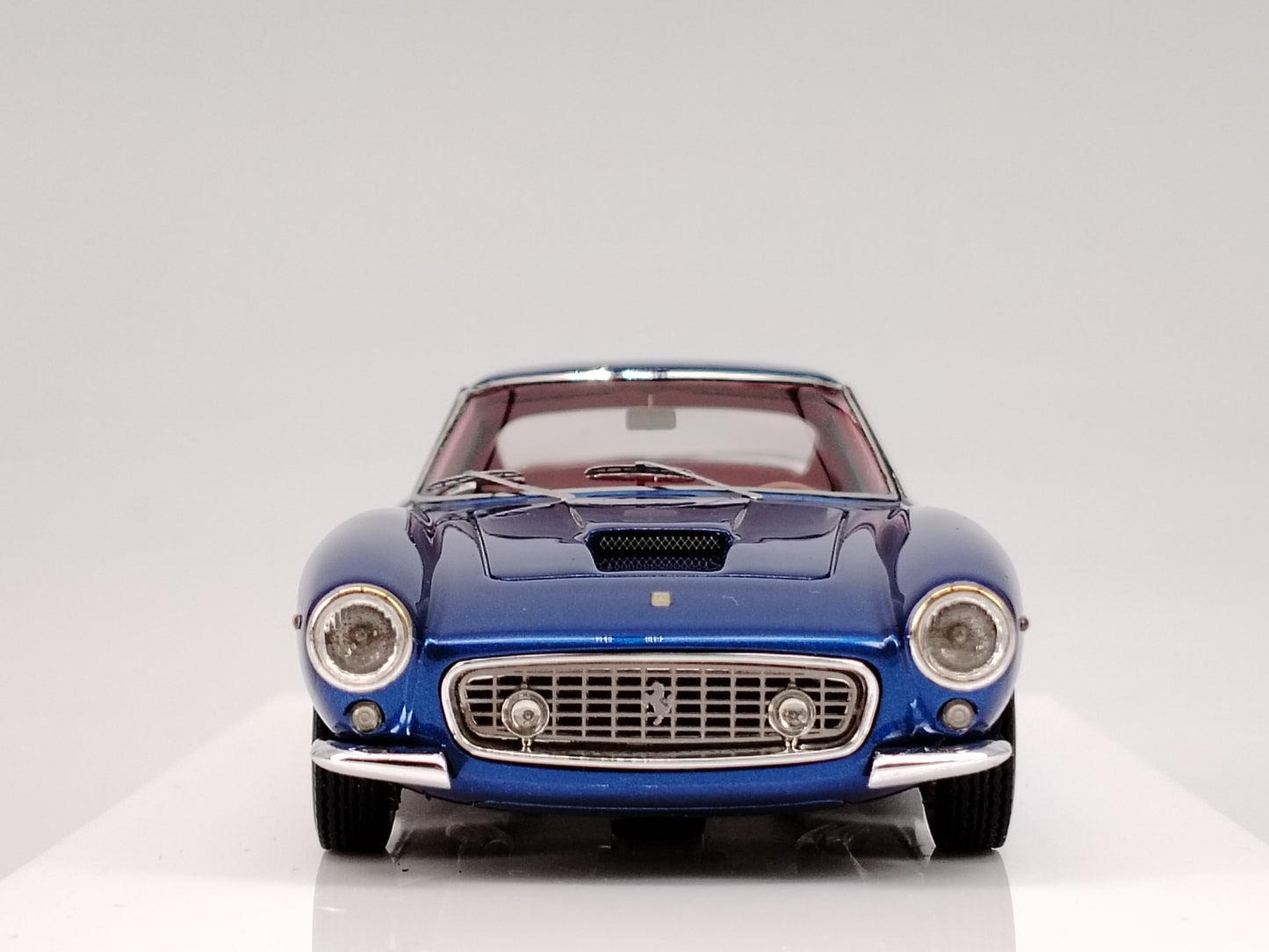 DMH 1/43 Ferrari 250SWB 1969 Simulation Car Model Ornaments