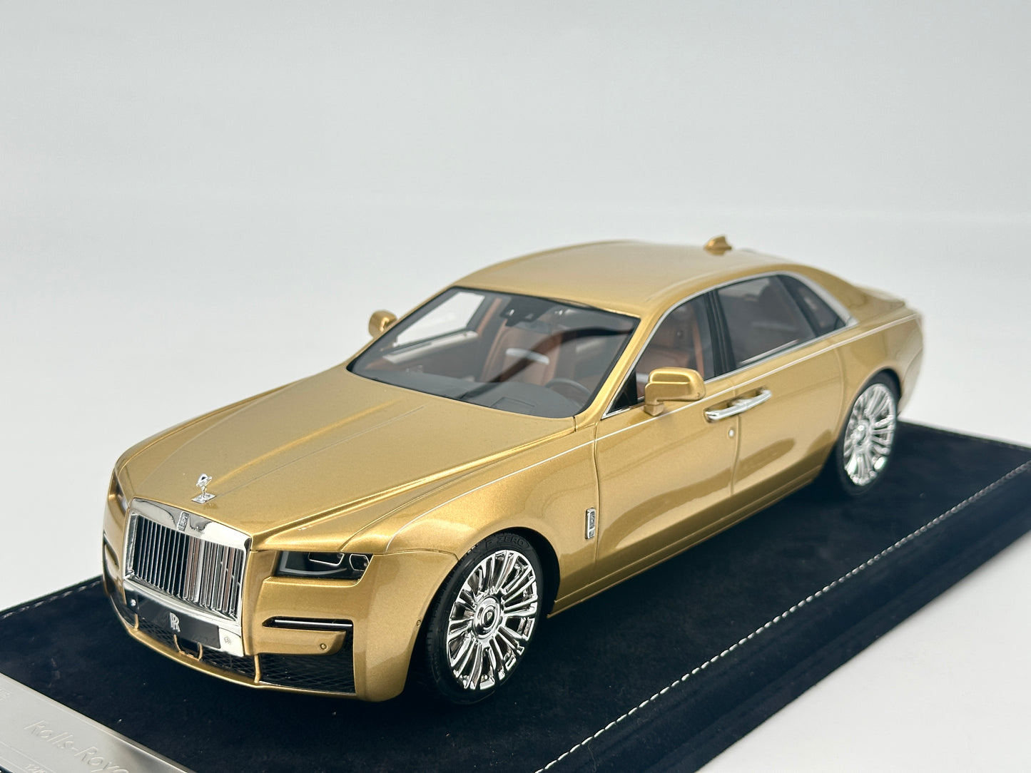 HH Model 1/18 Rolls-Royce Ghost Gold Limited Edition Simulation Car Model