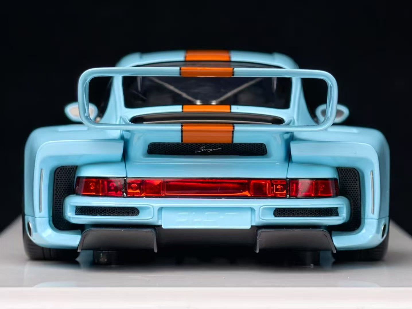 MCM 1/18 Porsche Singer DLS Turbo Limited Edition Car Model Ornaments