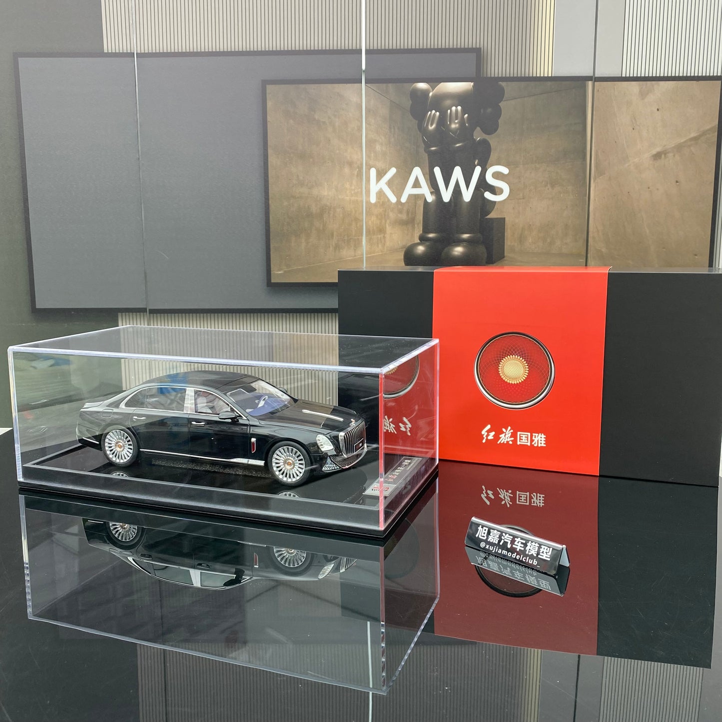 MOTORHELIX 1/18 Hongqi Guoya model limited edition simulation resin car model collection