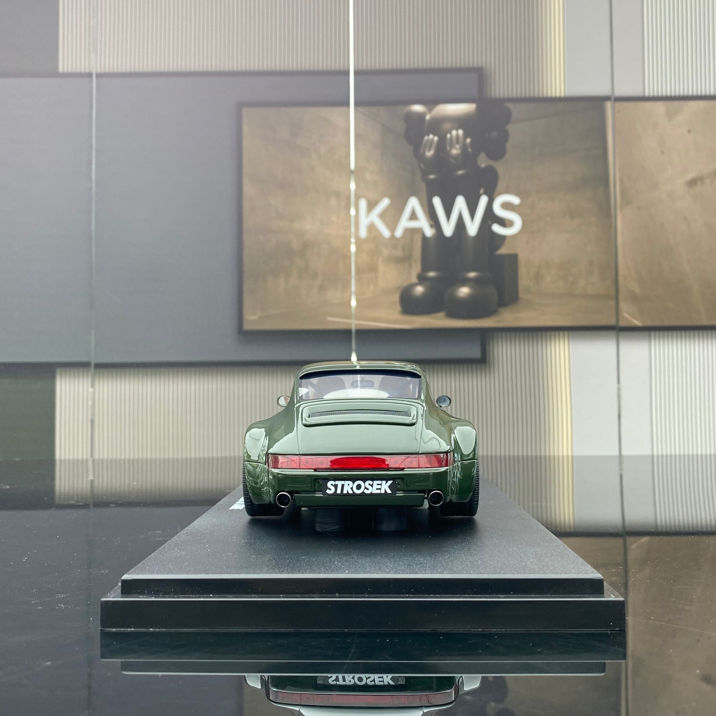 GT Spirit 1/18 Porsche 911 MEGA 30 JAHRE resin enclosed model ornaments