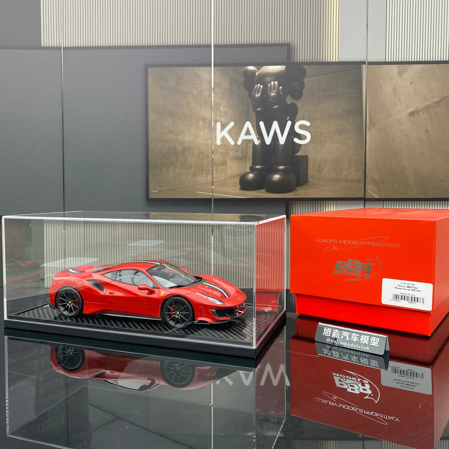 BBR 1/18 Ferrari 488 Pista Standard Red Resin Sealed Car Model Ornaments