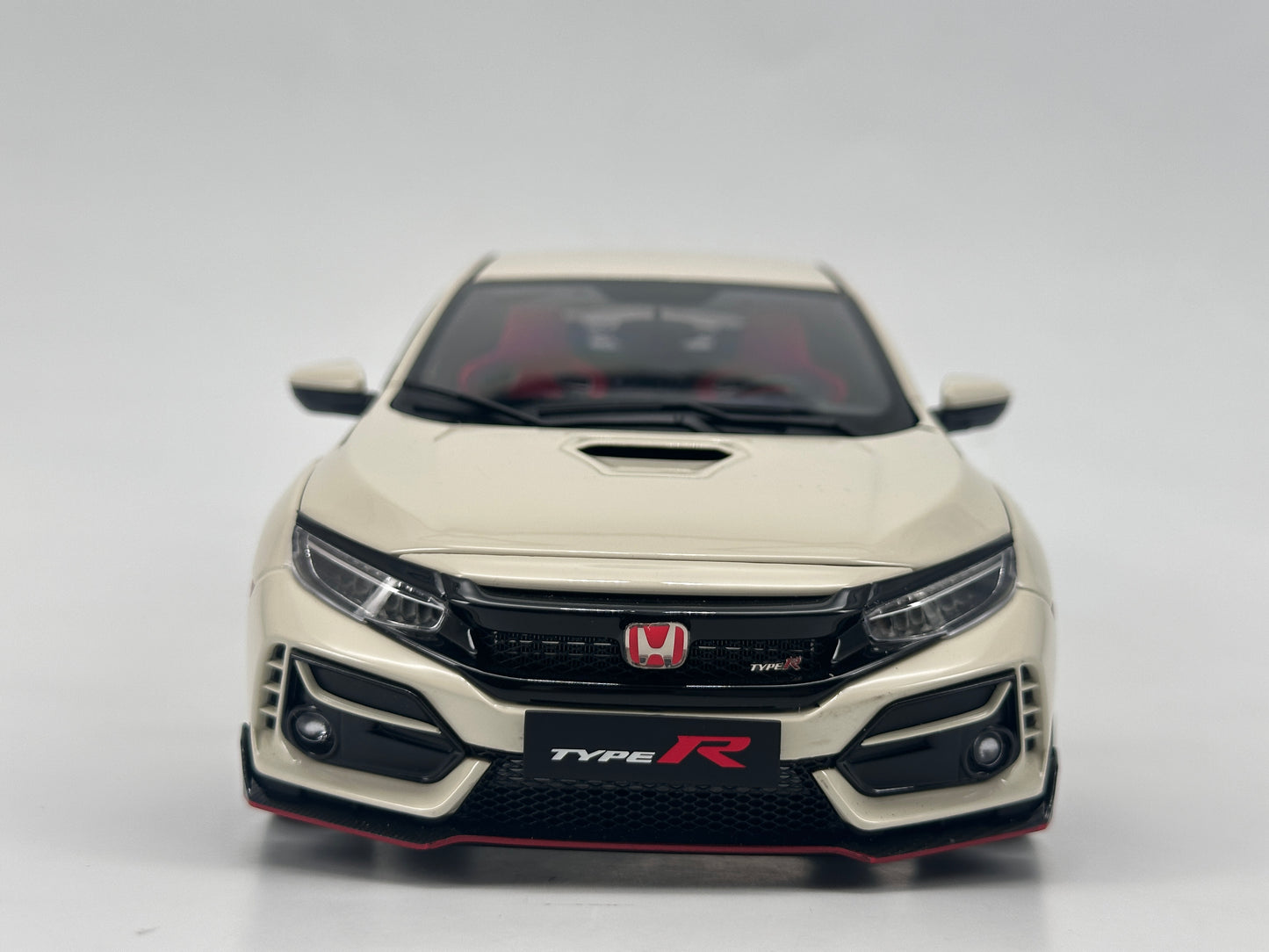 LCD 1/18 Honda Civic TYPE R FK8 White Alloy Car Model