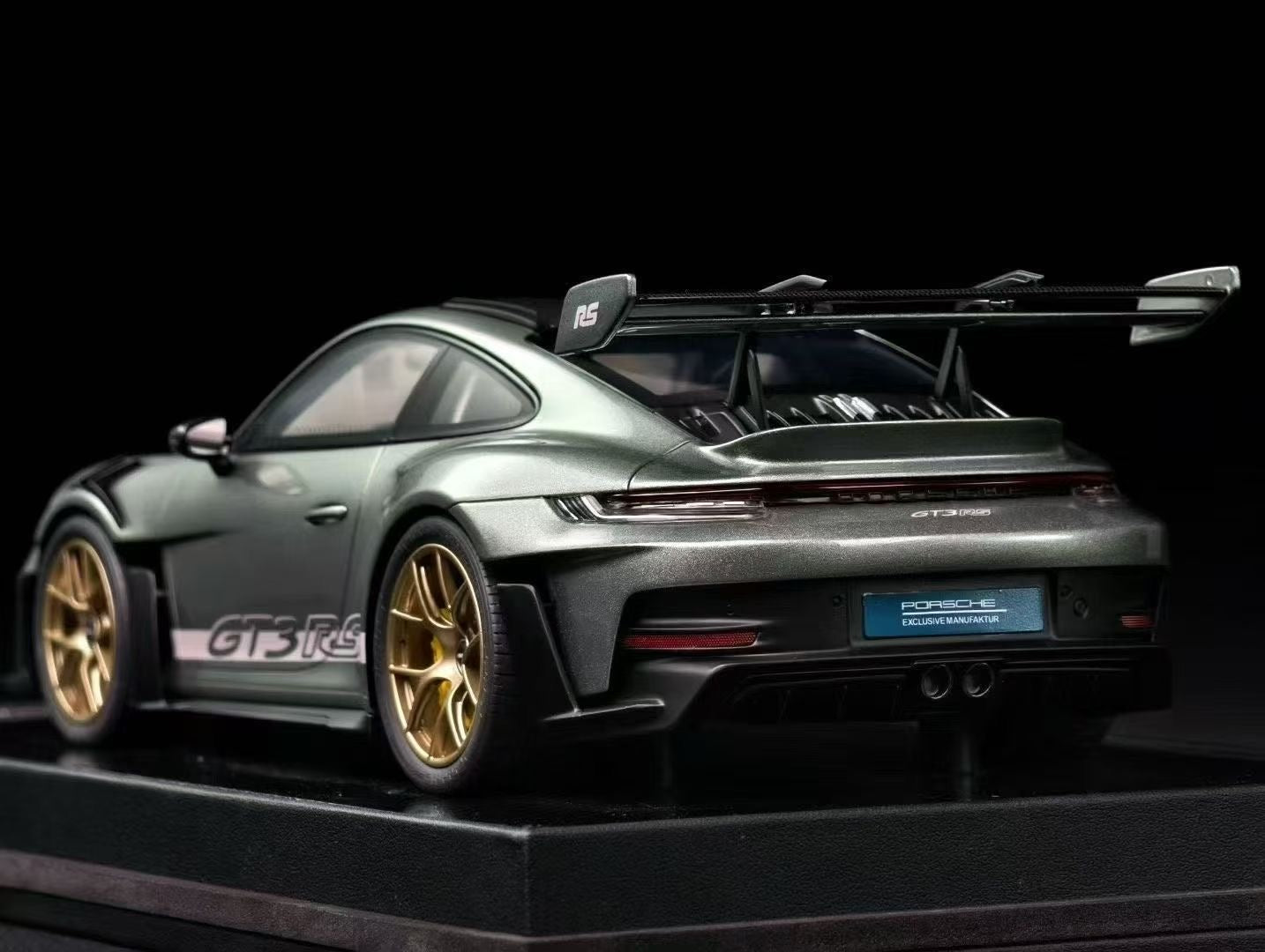 TP 1/18 Porsche 992 GT3 RS (Weissach Package) Enhanced Edition