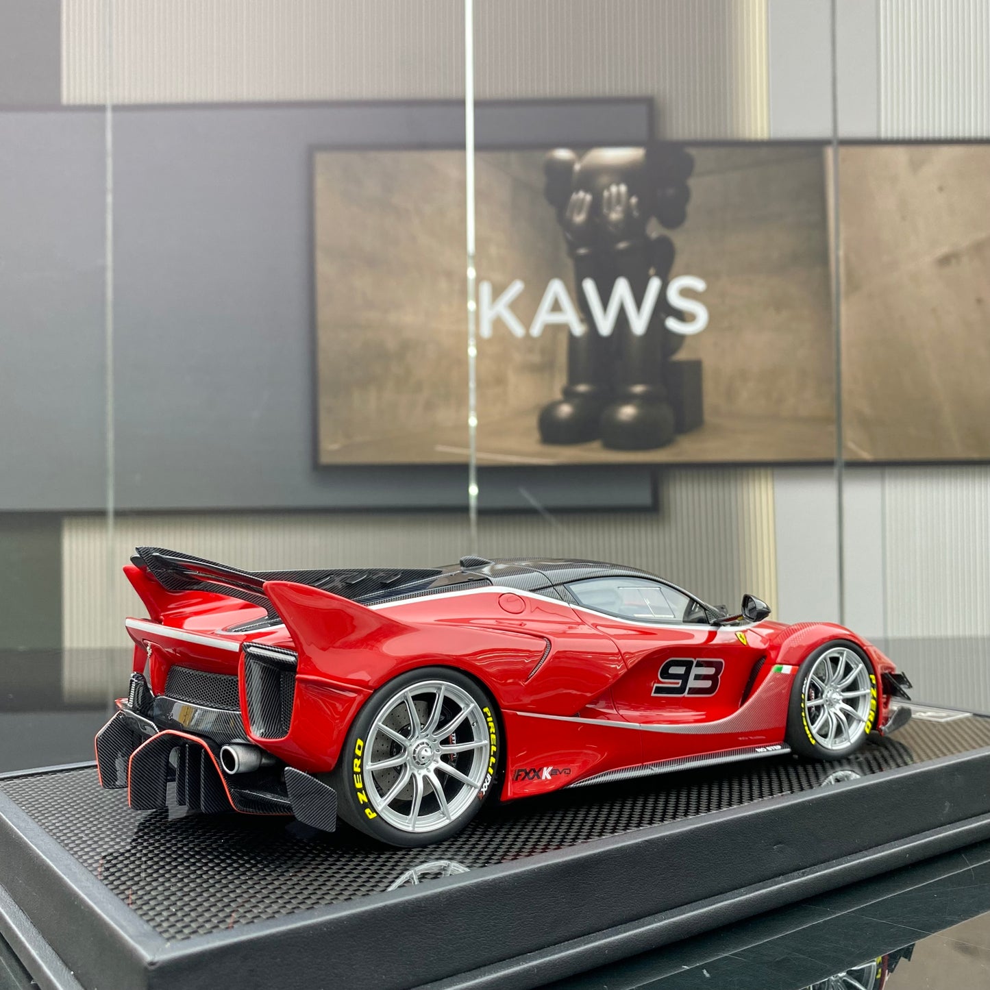 RUNNER 1/18 Ferrari FXX K EVO Simulation Car Model Ornaments Gift