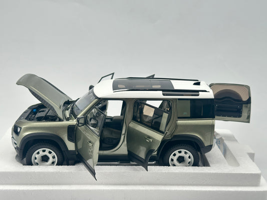 Almost Real 1/18 Land Rover DEFENDER 110 2020 Green Model Car Collectible