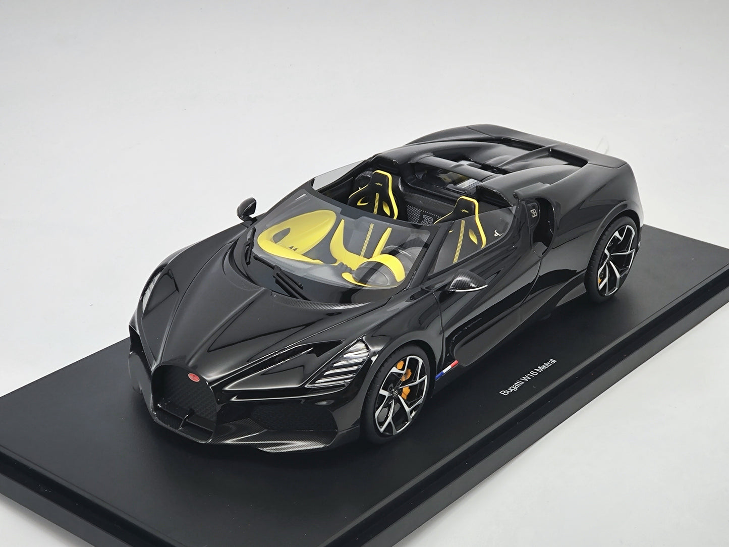 Topspeed 1/18 Bugatti W16 Mistral Black Resin Model