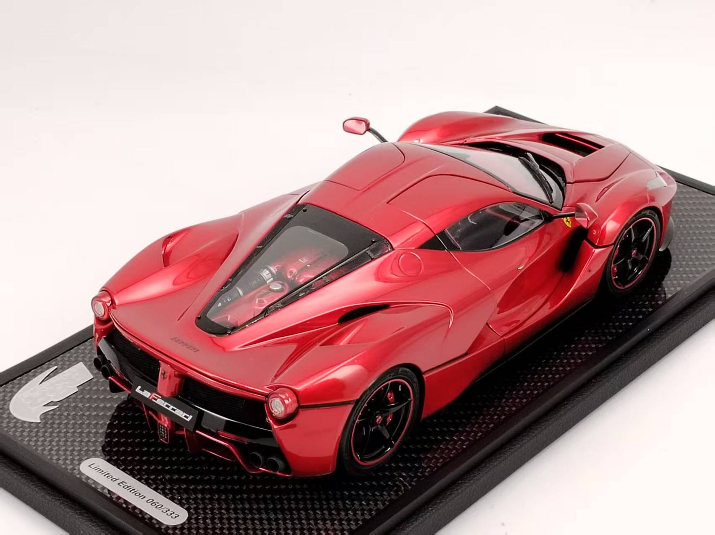 BBR 1/18 Ferrari LaFerrari Full-Opening Alloy Hamilton Carbon Base Volcano Metallic Red Alloy Car Model BBR1822H8DIE