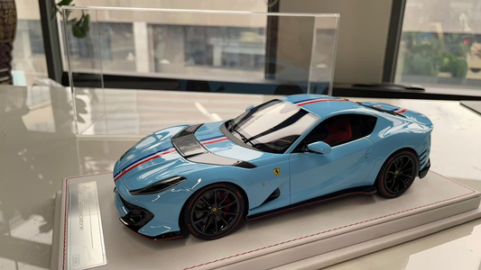GL 1/18 Ferrari 812 Competizione Limited Edition Car Model