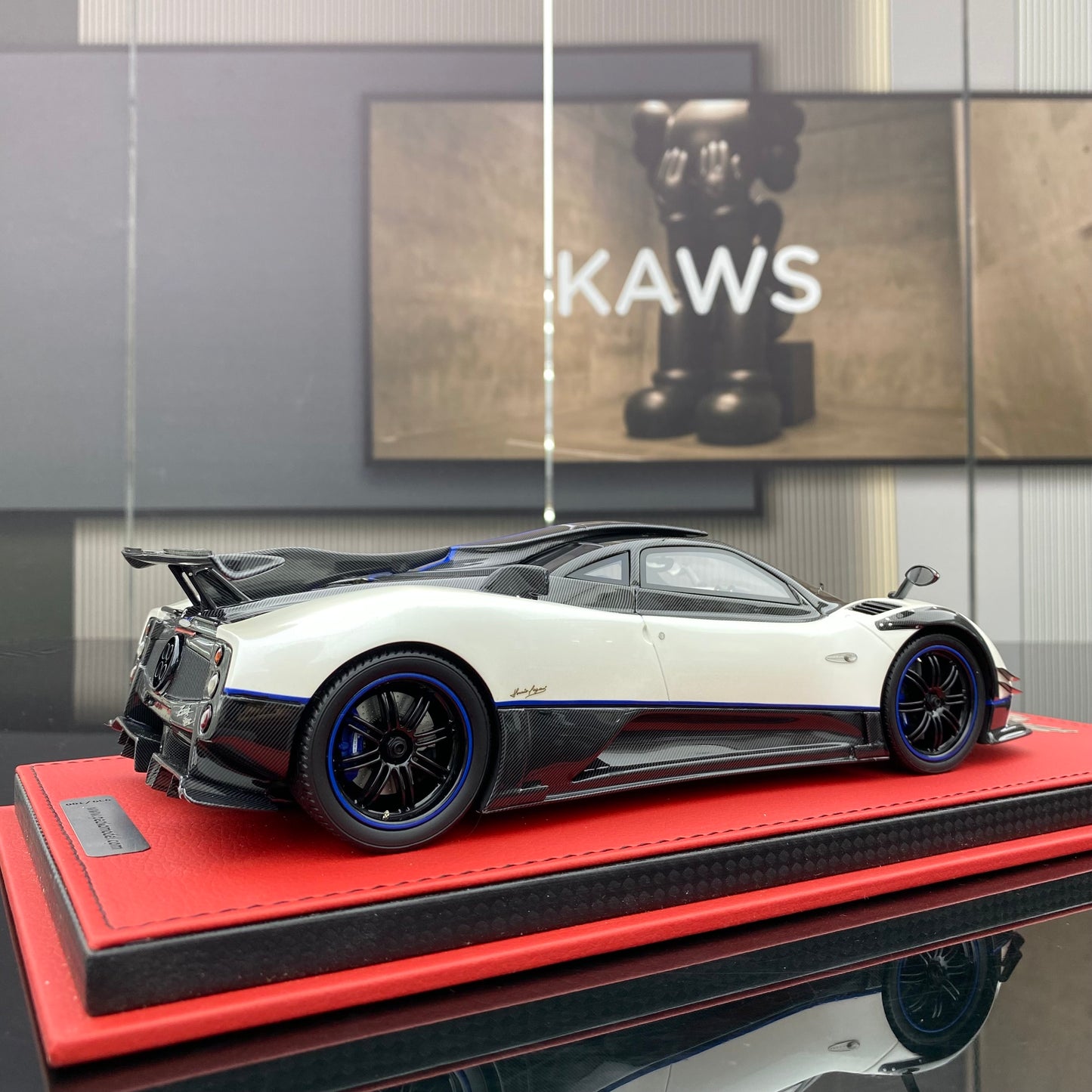 PEAKO 1/18 Pagani Zonda Riviera white limited edition car model ornament