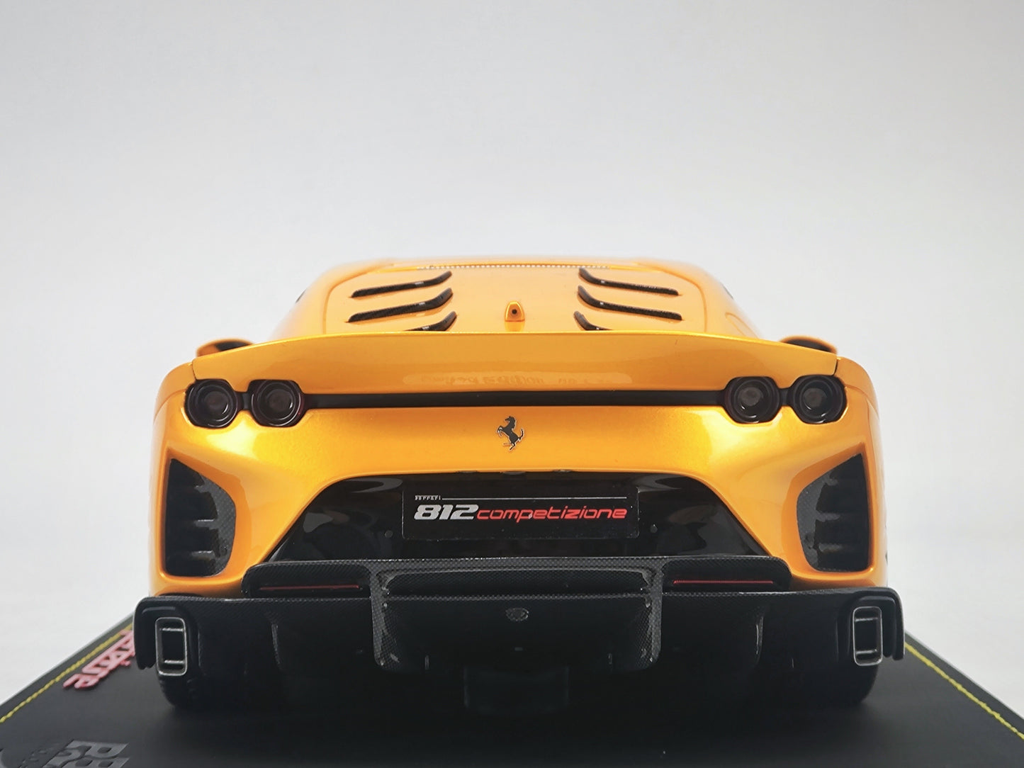 BBR 1/18 Ferrari 812 Competizione Metallic White Simulation Limited Edition Car Model Ornaments