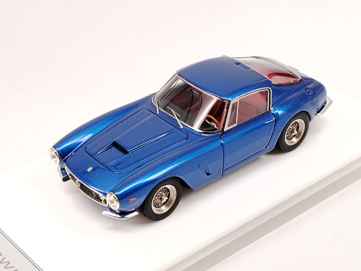 DMH 1/43 Ferrari 250SWB 1969 Simulation Car Model Ornaments