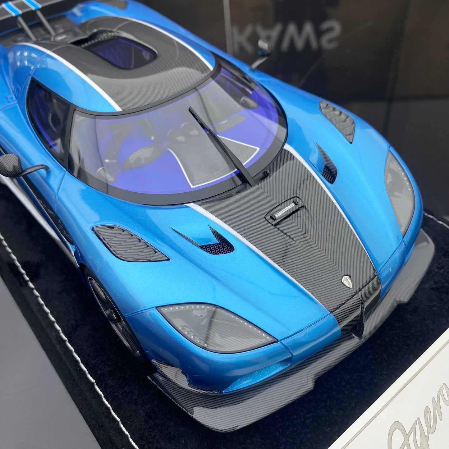HH Model 1/18 Koenigsegg Agera RS Medusa Simulation Car Model Ornaments