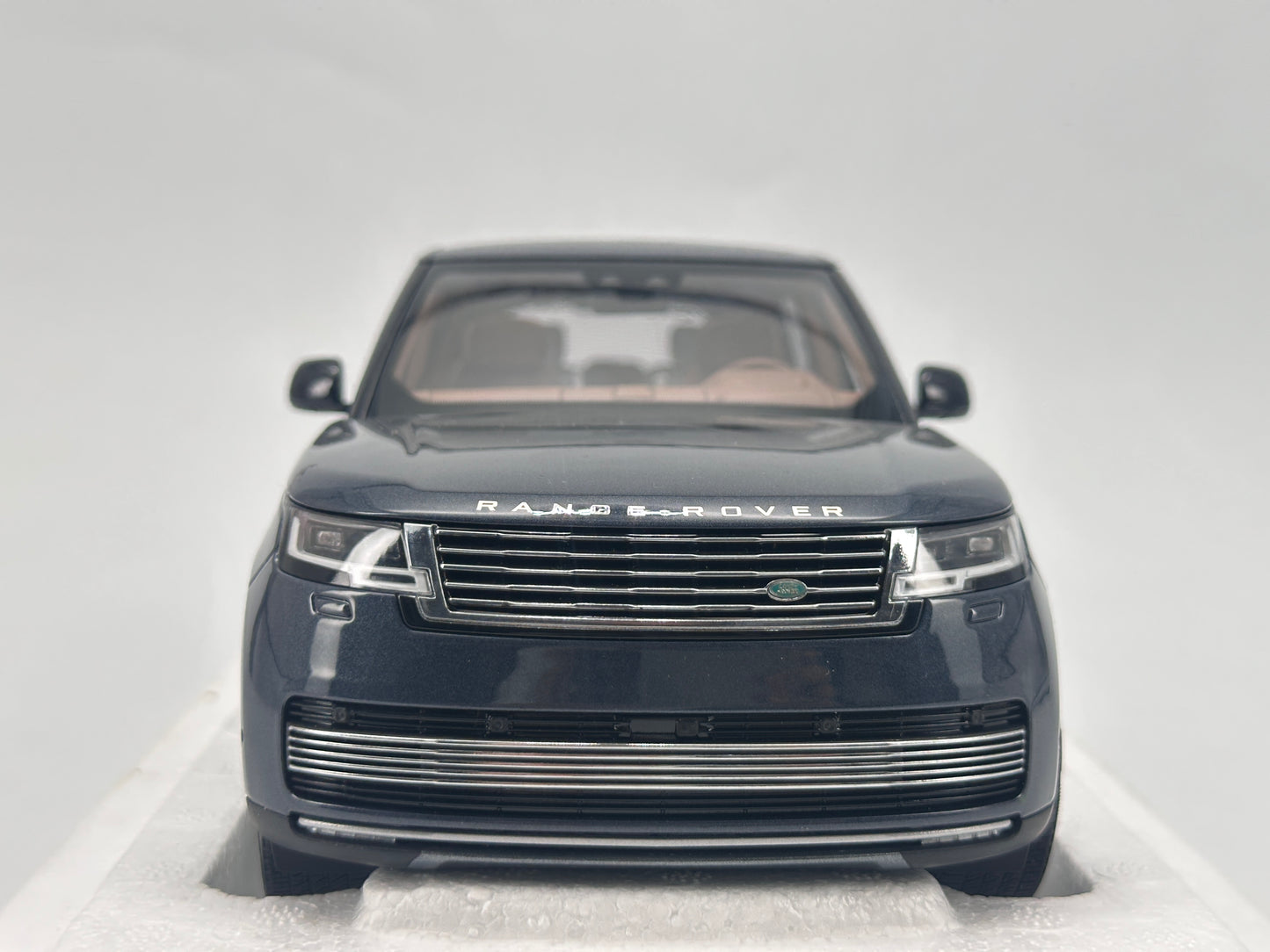 LCD 1/18 Land Rover Range Rover SV Autobiography Long Wheelbase Blue Alloy Car Model
