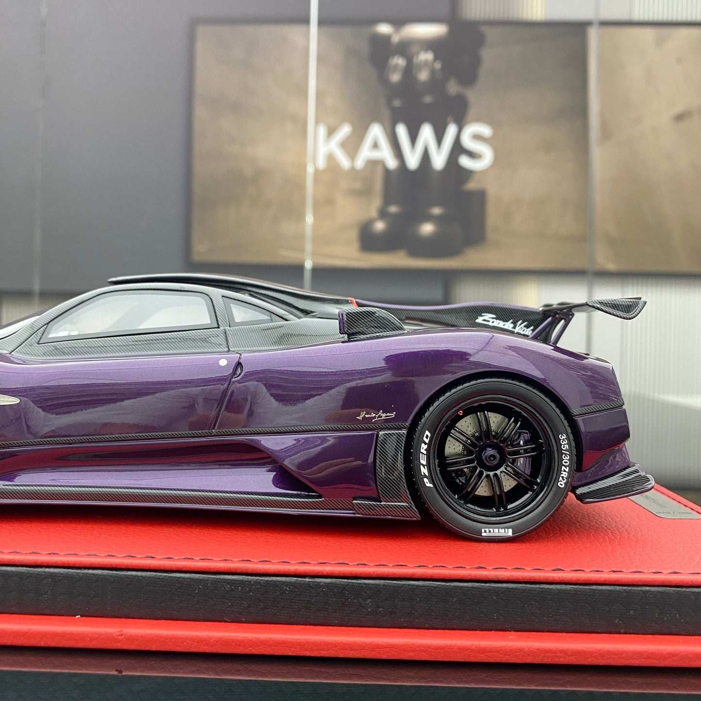 PEAKO 1/18 Pagani Zonda Viola(1 of1) Purple Limited Edition Car Model Ornament Gift