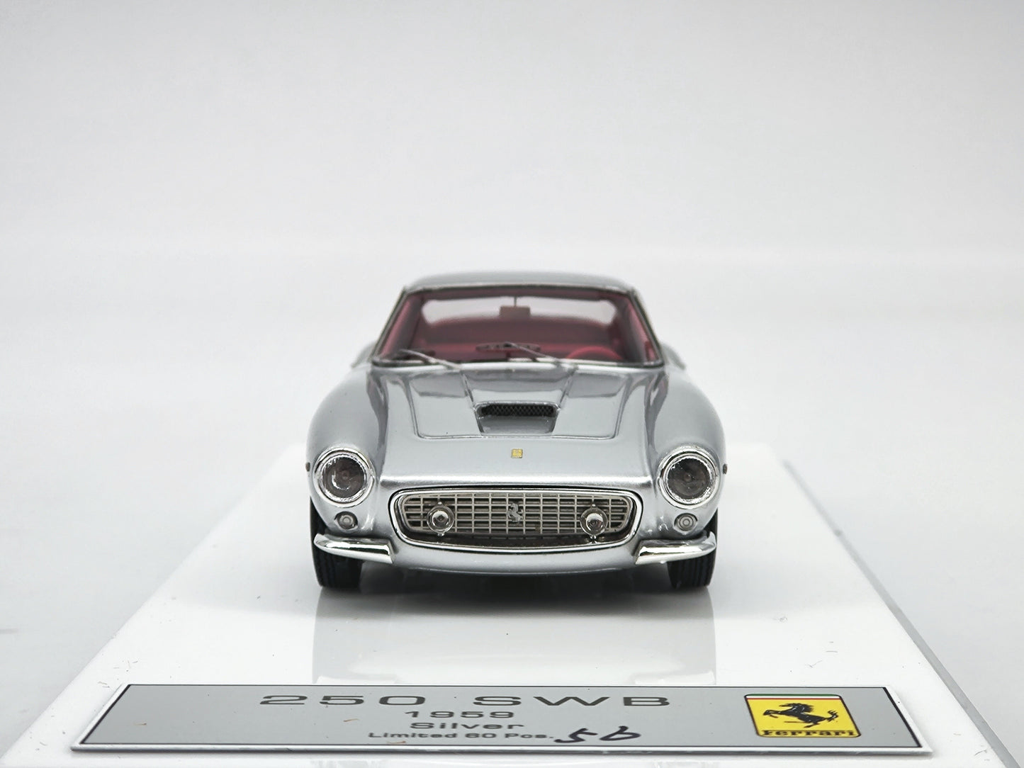 DMH 1/43 Ferrari 250SWB 1969 Simulation Car Model Ornaments