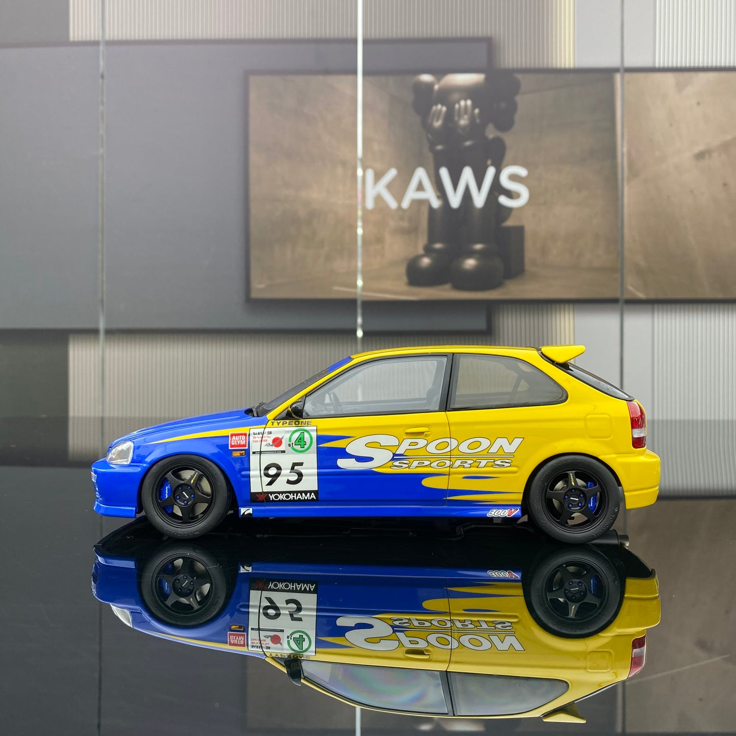 MOTORHELIX MH 1/18 Honda Civic Type R(EK9) alloy full-open simulation model