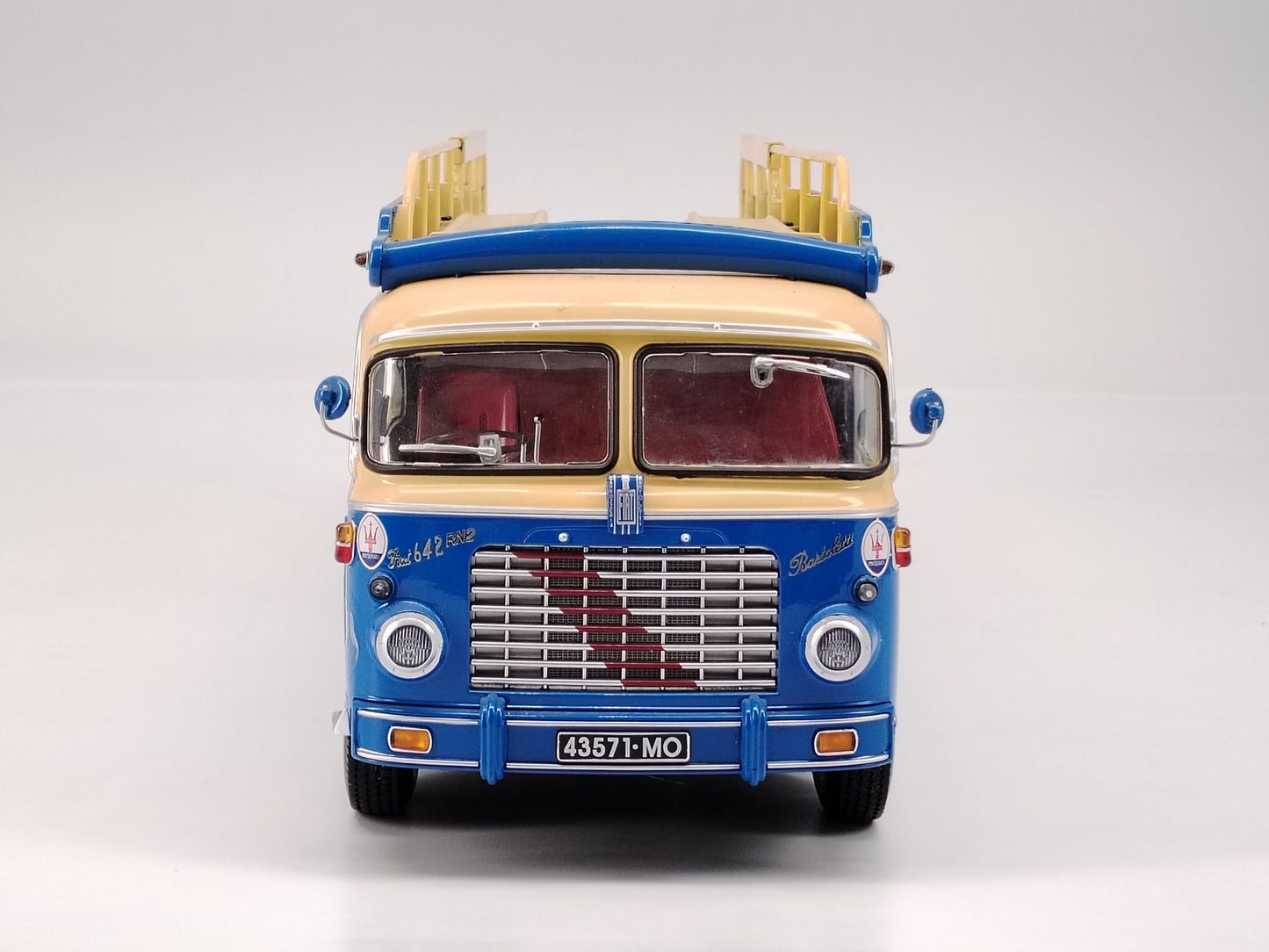 CMR 1/18 Fiat Maserati Trailer Blue Paint Diecast Model Car