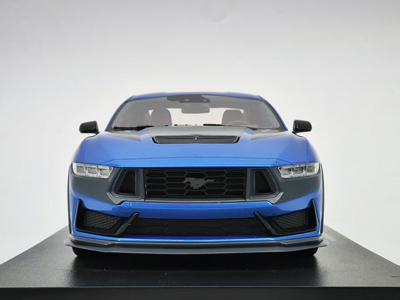 Topspeed 1/18 Ford Mustang Blue Resin Car Model TS0552