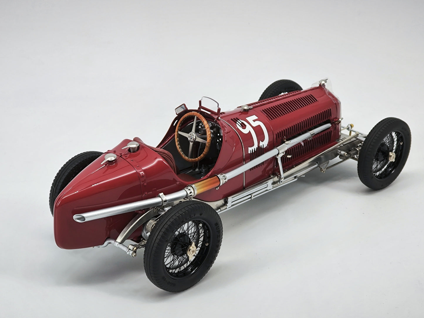 CMC 1/18 Alfa Romeo P3 Caracciola #95 Red Alloy Car Model M224