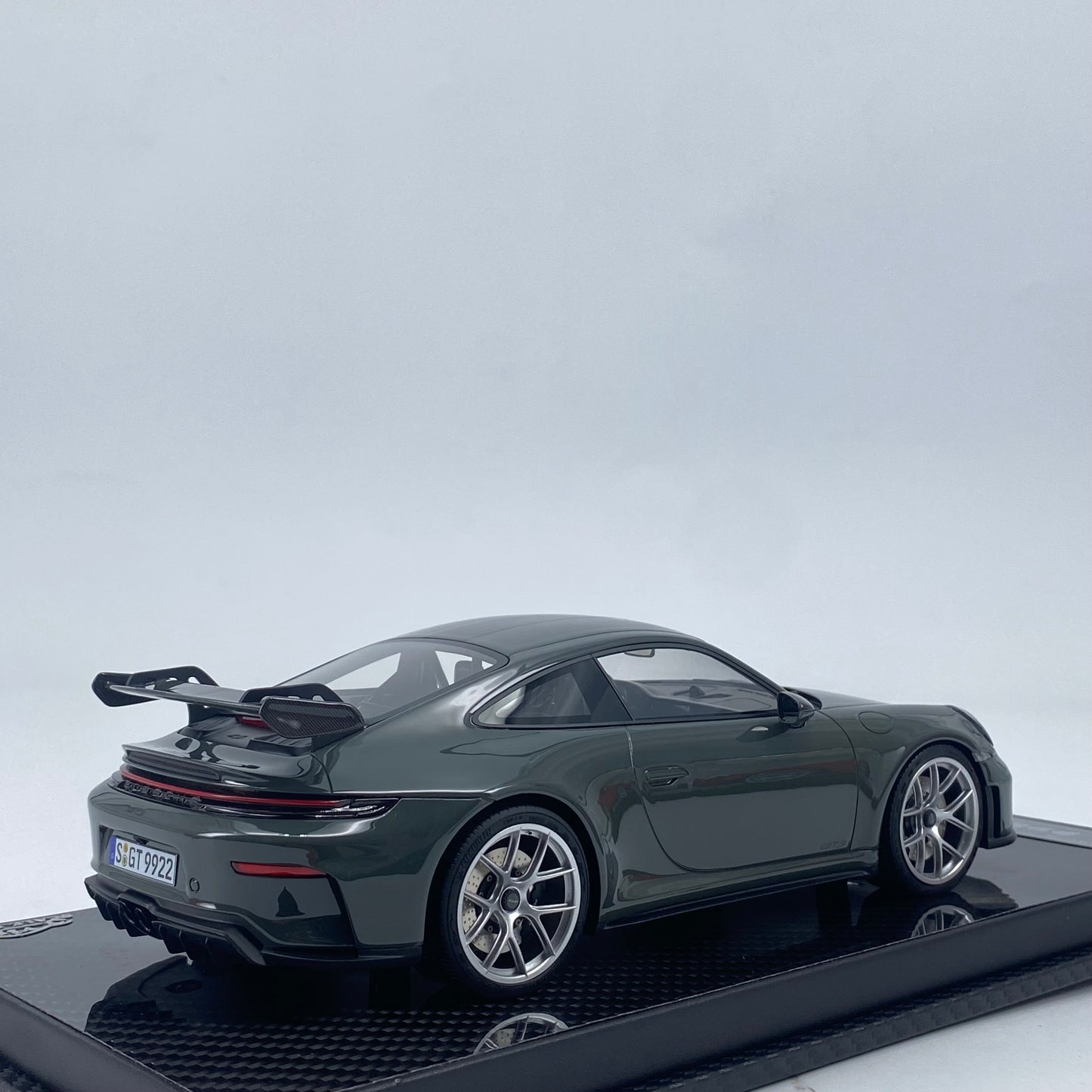VIP 1/18 Porsche 992.2 GT3 limited edition car model ornaments