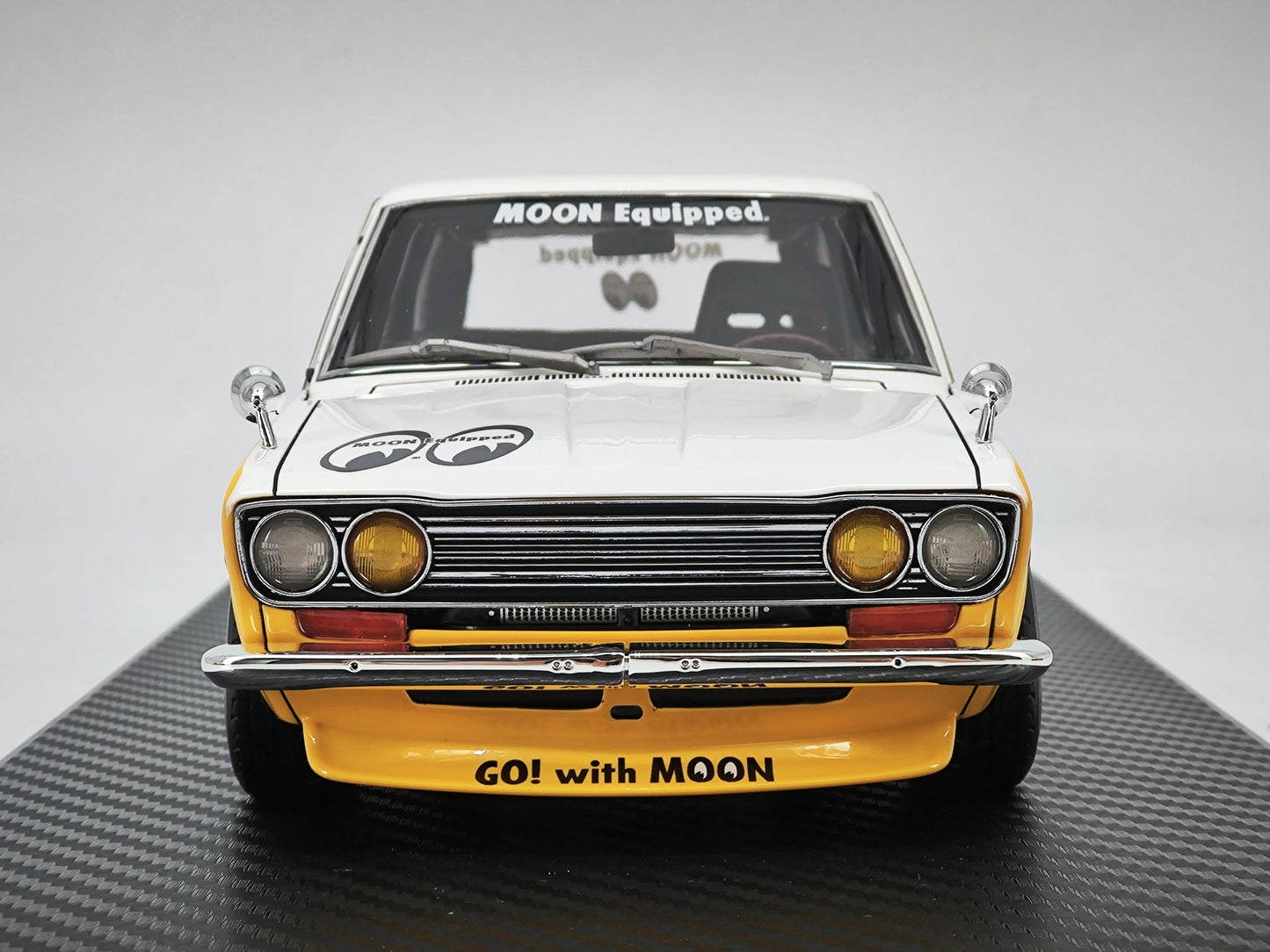 IG 1/18 Nissan Datsun 510 resin car model ornaments